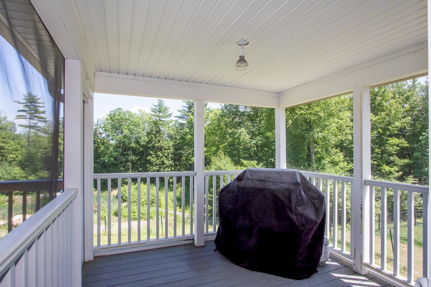 Milford, New Hampshire 03055, United States, 3 Bedrooms Bedrooms, ,3 BathroomsBathrooms,Residential,Pending,158952