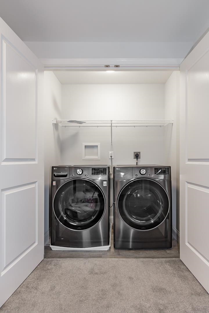 Milford, New Hampshire 03055, United States, 3 Bedrooms Bedrooms, ,3 BathroomsBathrooms,Residential,Pending,158952