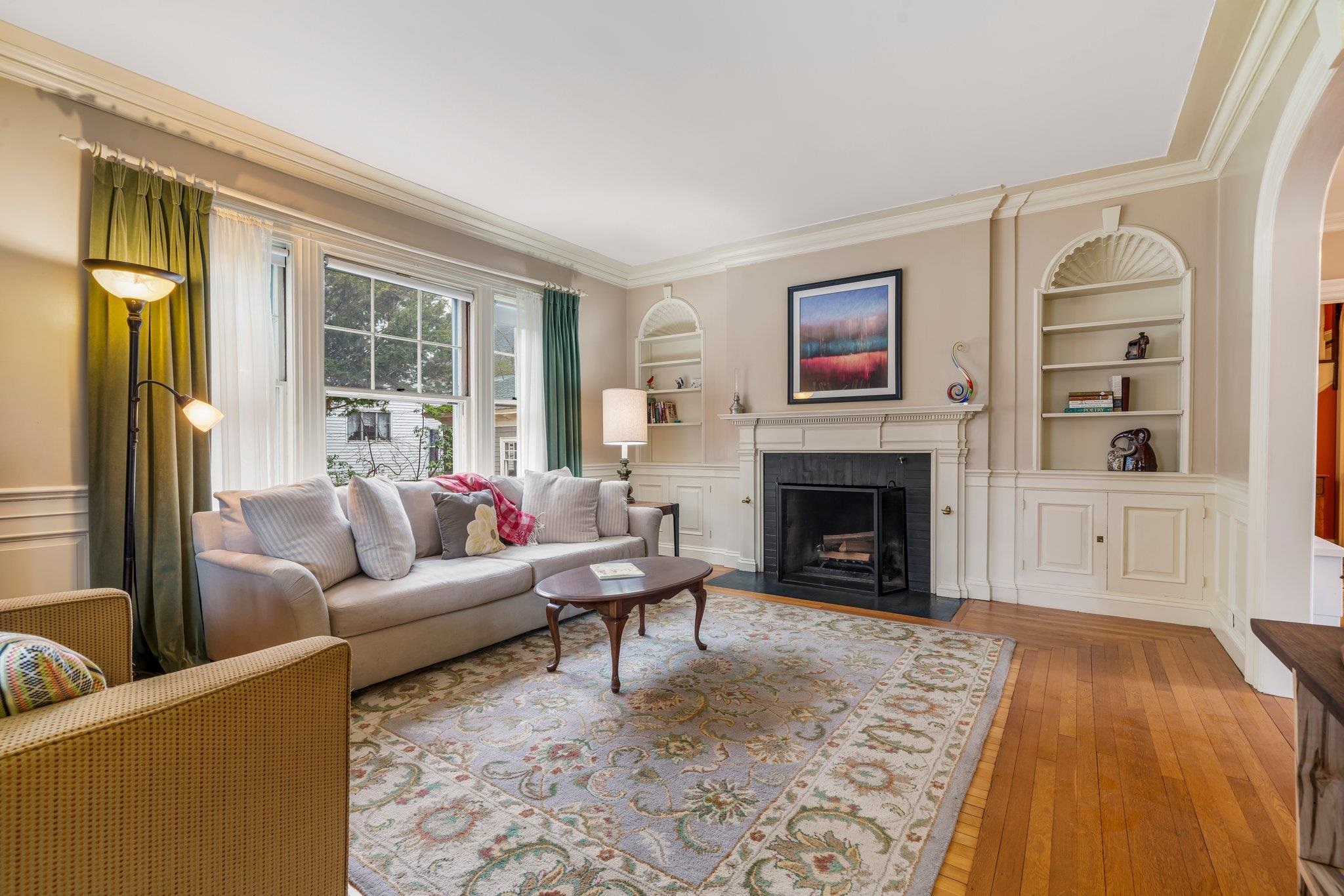 2124 Elm Street