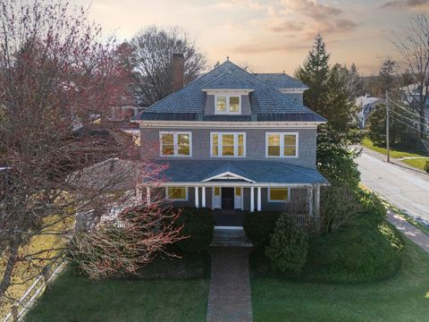 2124 Elm Street Manchester NH 03104