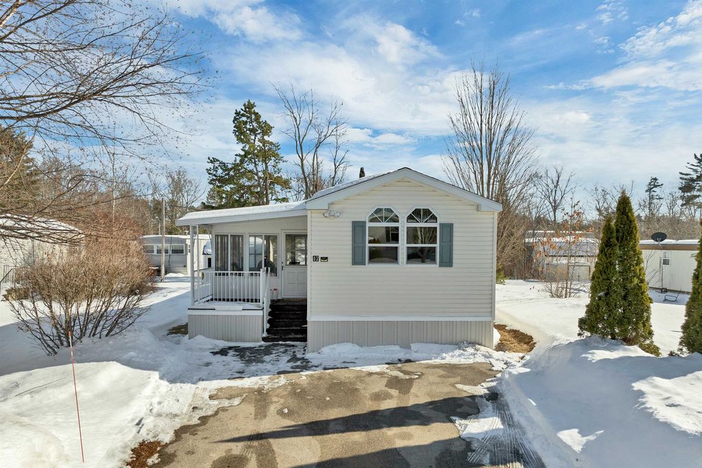 Photo of 17 Trade Wind Lane, Rochester, NH 03835 (MLS # 5077962)