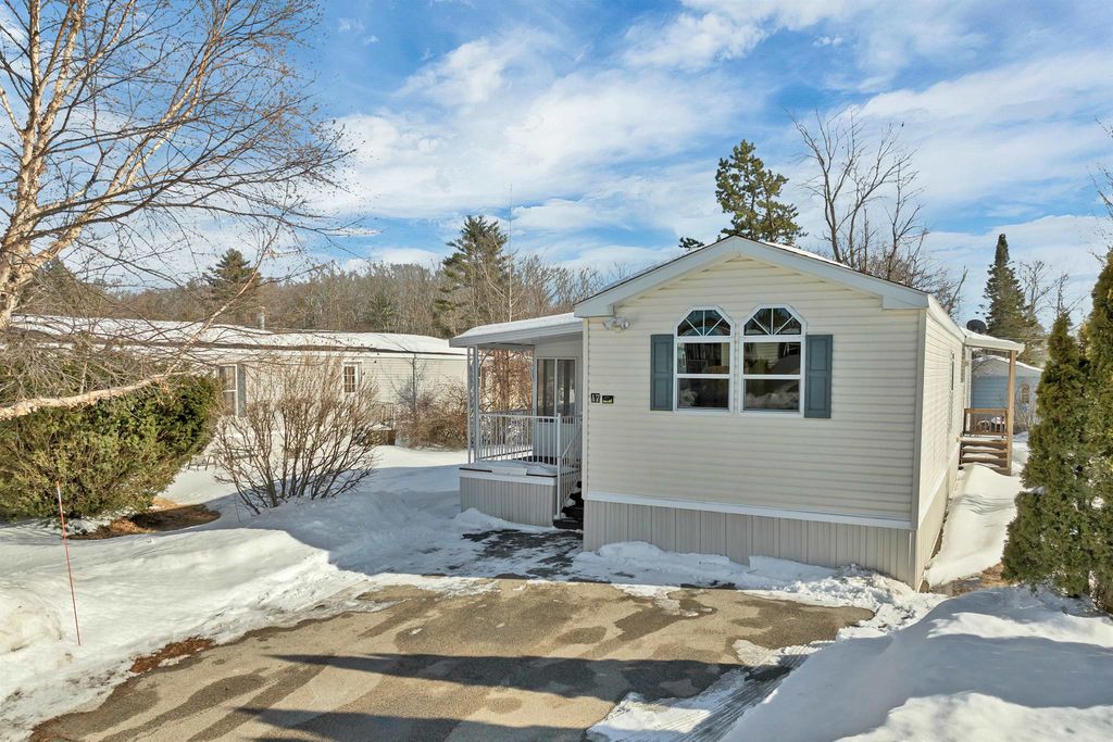 Photo of 17 Trade Wind Lane, Rochester, NH 03835 (MLS # 5077962)