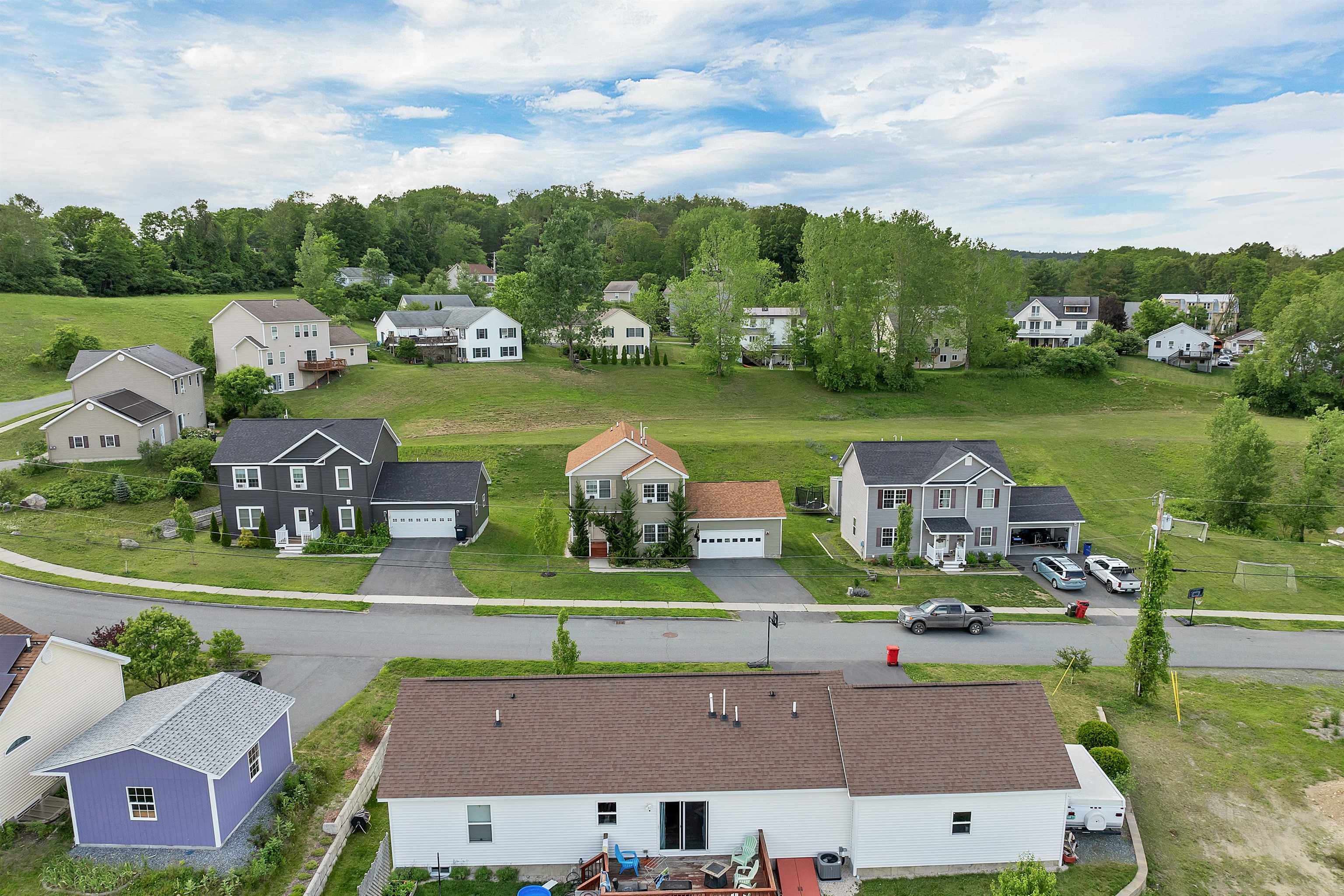 Hartford, Vermont 05001, United States, 3 Bedrooms Bedrooms, ,2 BathroomsBathrooms,Residential,Active,158462