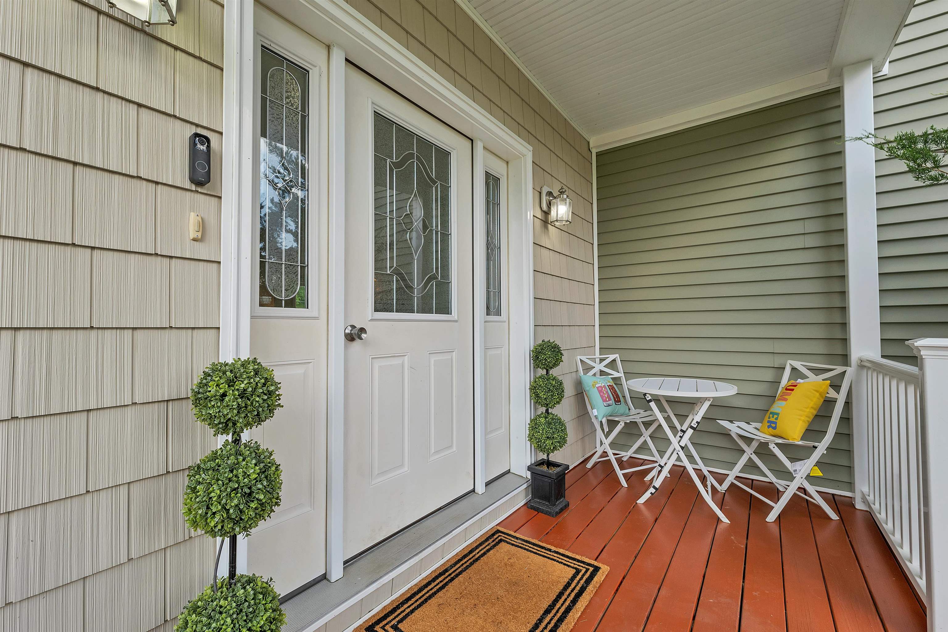 Hartford, Vermont 05001, United States, 3 Bedrooms Bedrooms, ,2 BathroomsBathrooms,Residential,Active,158462