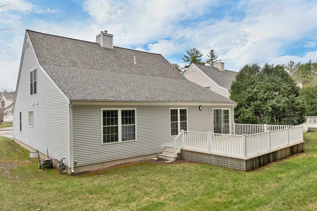 Photo of 131 Hampton Meadows, Hampton, NH 03842 (MLS # 5083663)