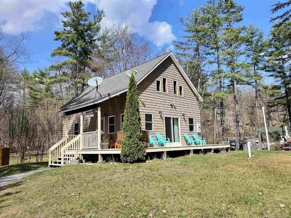 Photo of 13 Indian Point Road, Croydon, NH 03773 (MLS # 5083887)