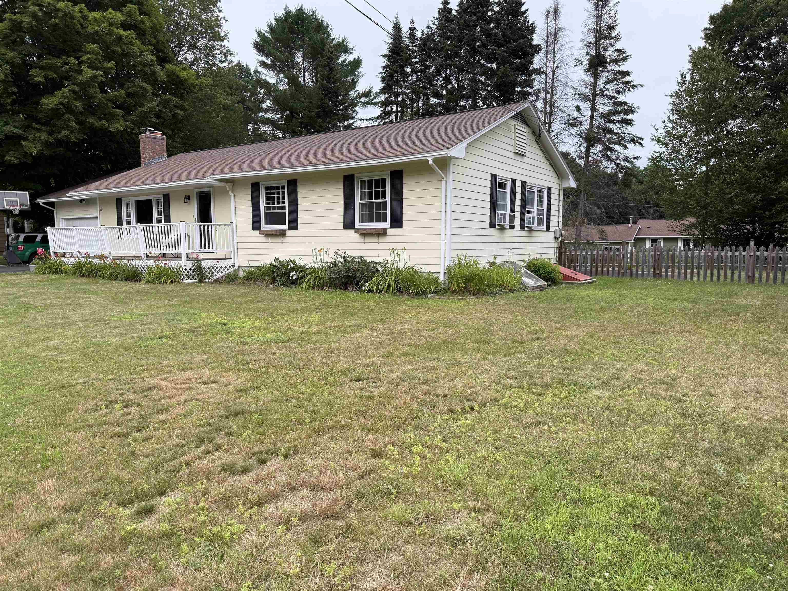 12 Meadow Drive