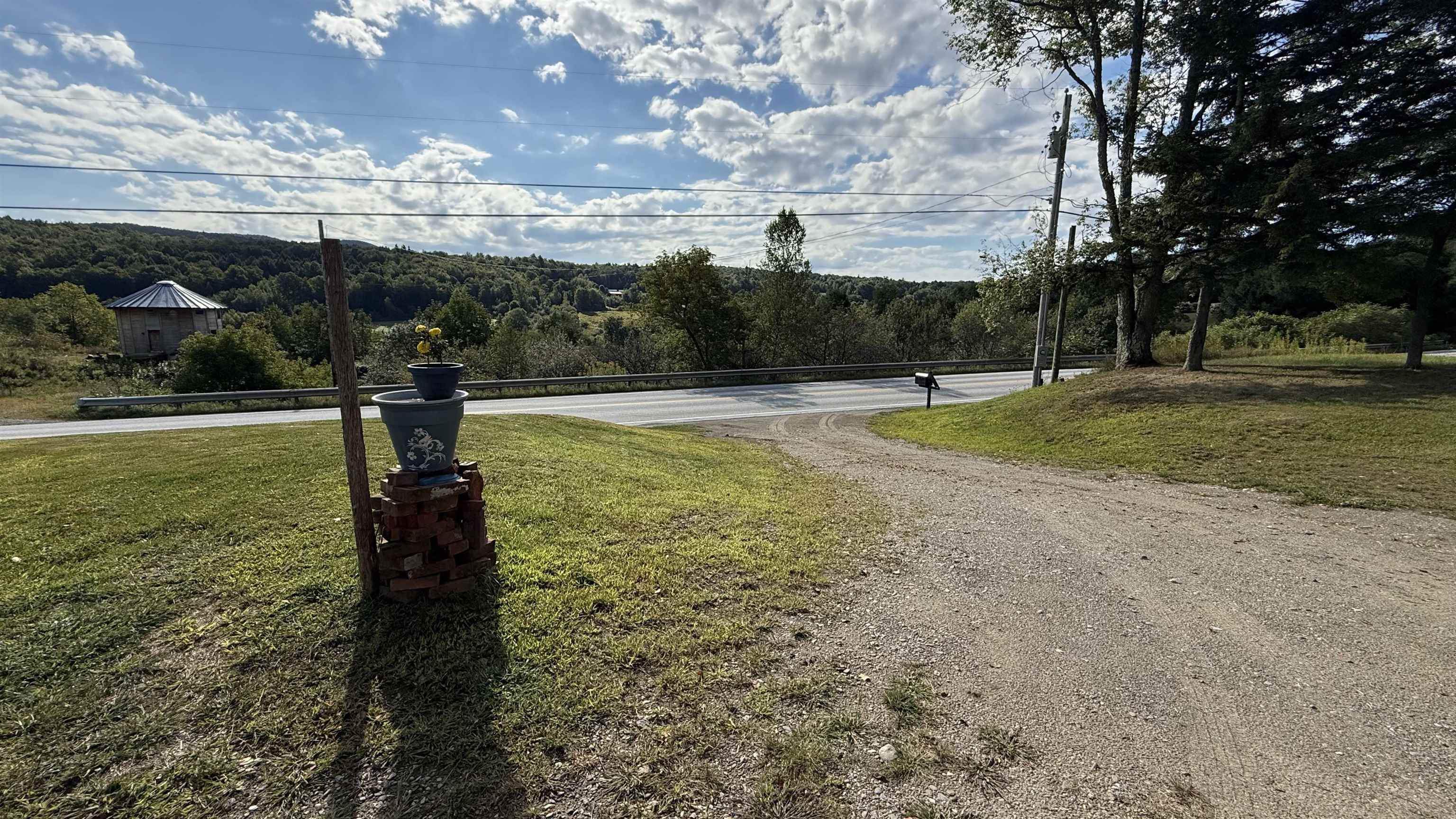 1375 Main Street North