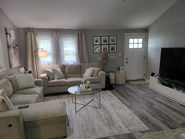 33 Seminole Road