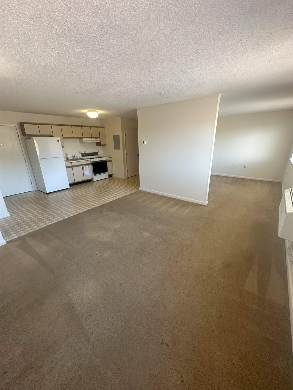 Photo of 16 Manning Street #211, Derry, NH 03038 (MLS # 5064049)