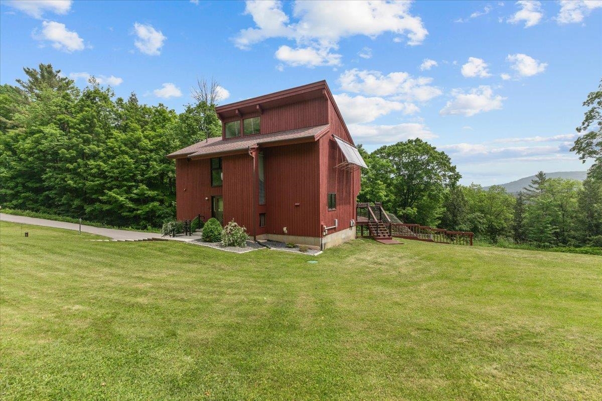 215 US Route 7 North