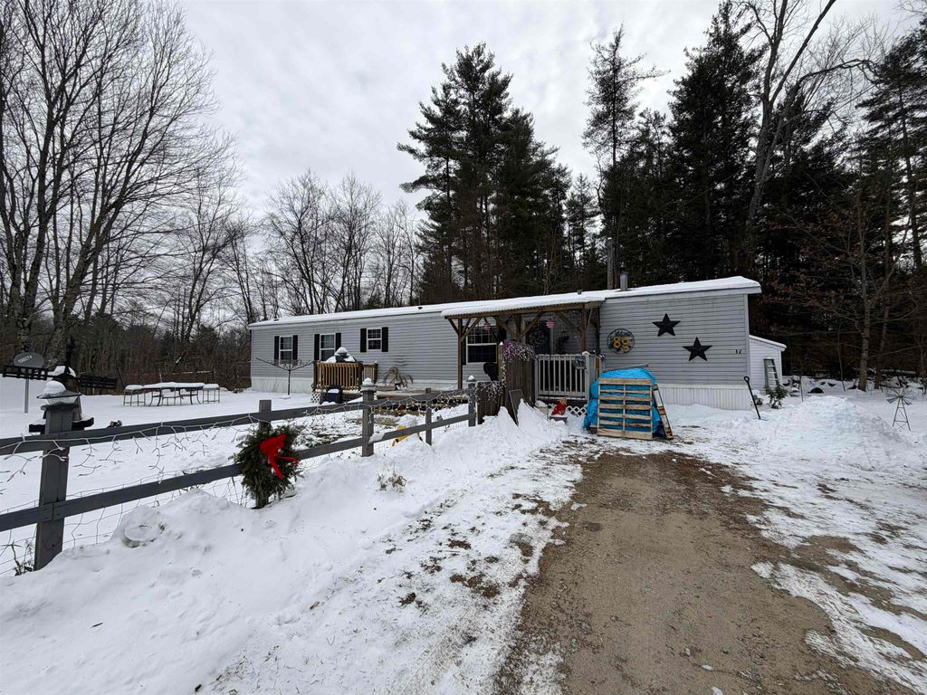 Photo of 12 Wetherby Drive, Winchester, NH 03470 (MLS # 5071537)