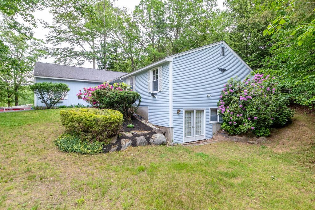 Photo of 11 Penny Lane, Laconia, NH 03246 (MLS # 5076108)