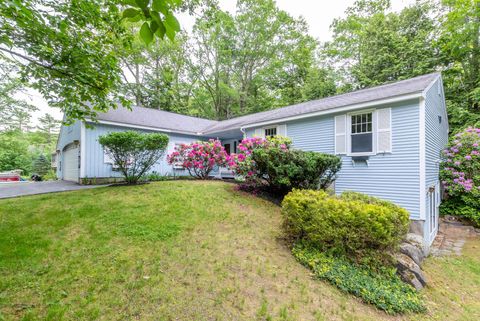 Photo of 11 Penny Lane, Laconia, NH 03246 (MLS # 5076108)