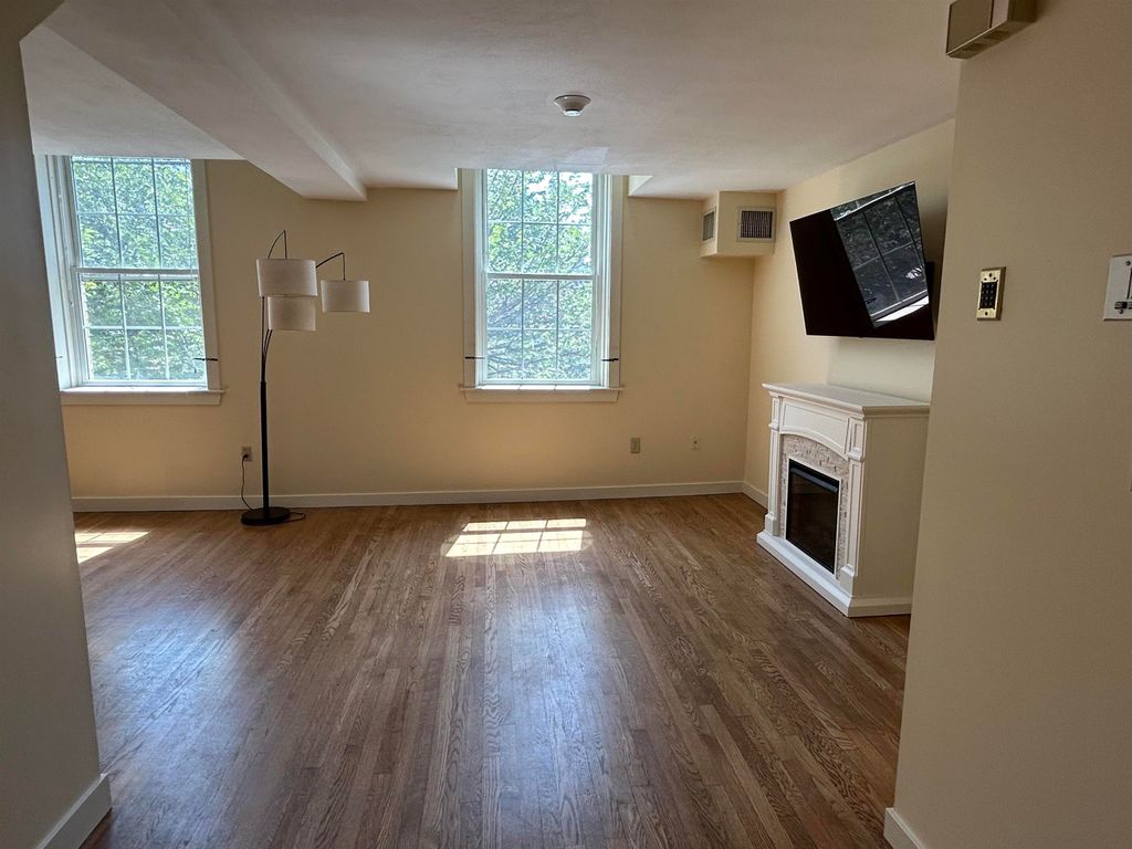 Photo of 196 Water Street #18, Exeter, NH 03833 (MLS # 5056376)
