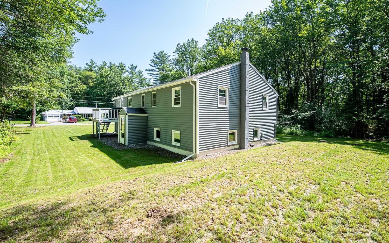 Kingston, New Hampshire 03848, United States, 3 Bedrooms Bedrooms, ,2 BathroomsBathrooms,Residential,Active,176028