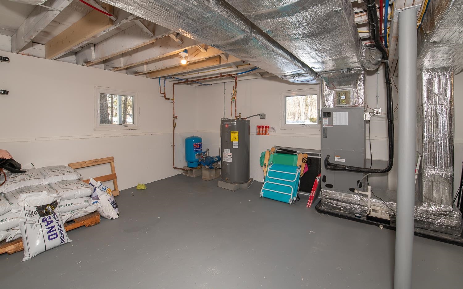 Kingston, New Hampshire 03848, United States, 3 Bedrooms Bedrooms, ,2 BathroomsBathrooms,Residential,Active,176028