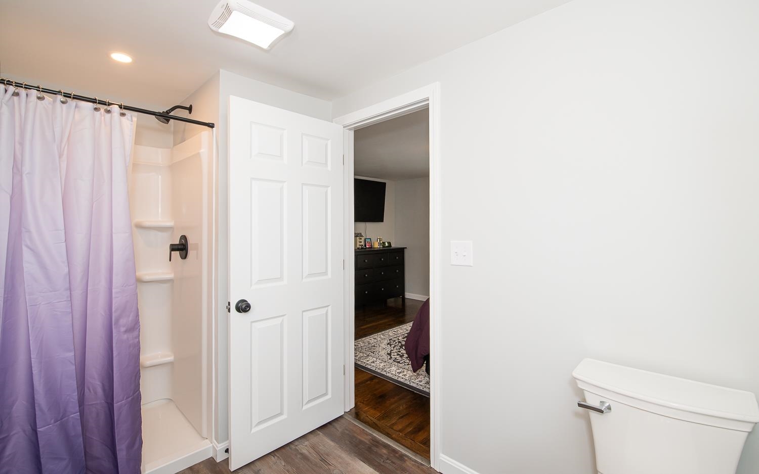 Kingston, New Hampshire 03848, United States, 3 Bedrooms Bedrooms, ,2 BathroomsBathrooms,Residential,Active,176028