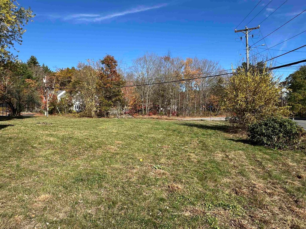 Photo of 1 Lee Hook Road, Newmarket, NH 03857 (MLS # 5067257)