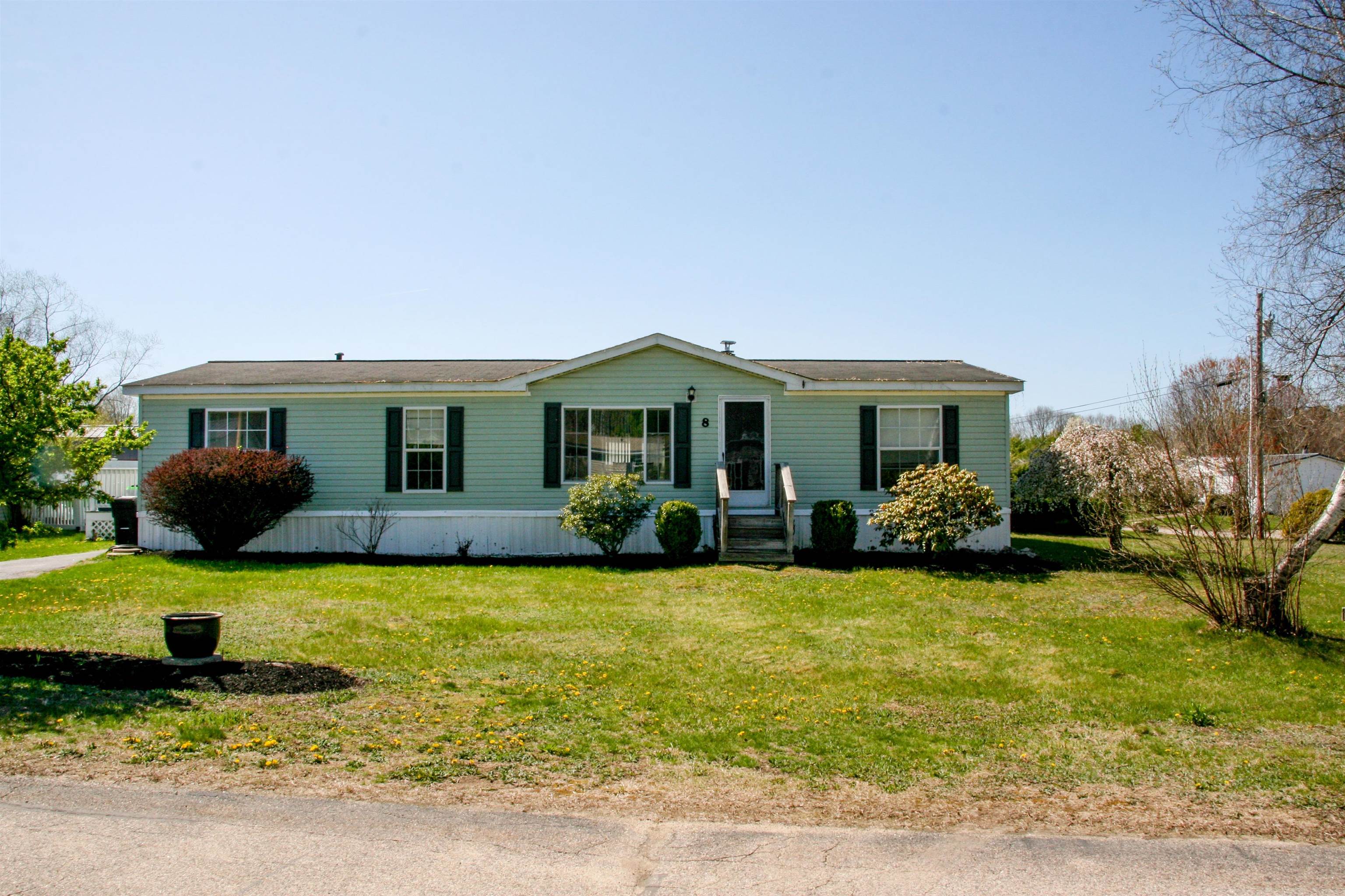 8 Cammett Drive