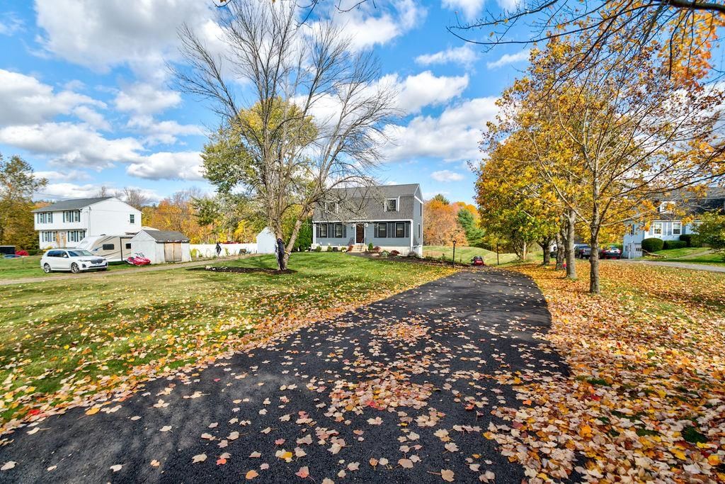 Photo of 45 Damren Road, Derry, NH 03038 (MLS # 5067139)