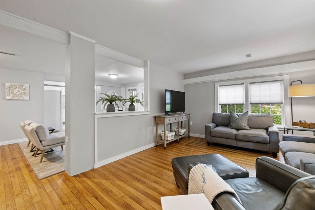 Photo of 31 Water Street #1, Bradford, NH 03221 (MLS # 5081844)