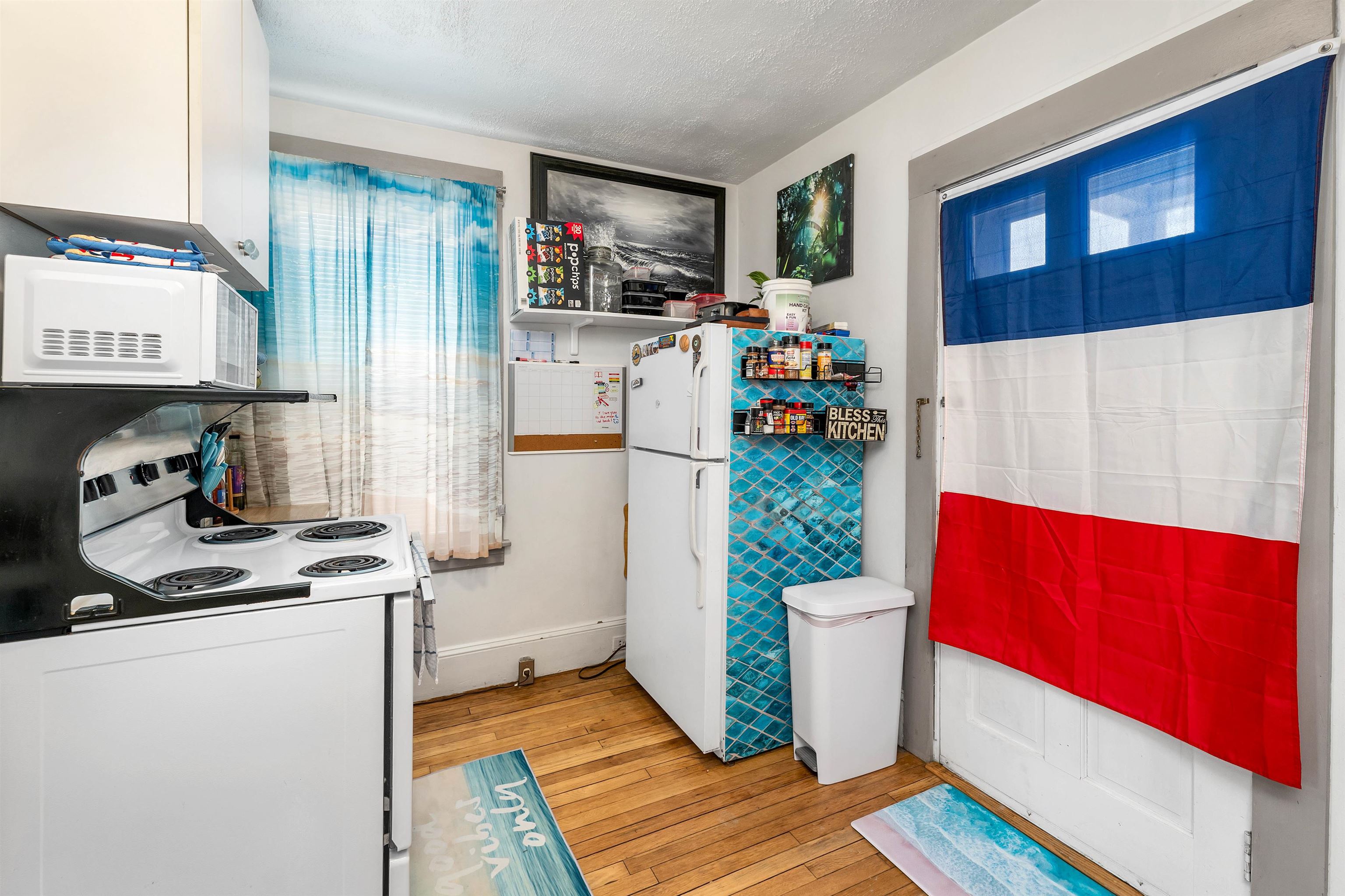 Manchester, New Hampshire 03102, United States, 3 Bedrooms Bedrooms, ,3 BathroomsBathrooms,Residential,Active,83626