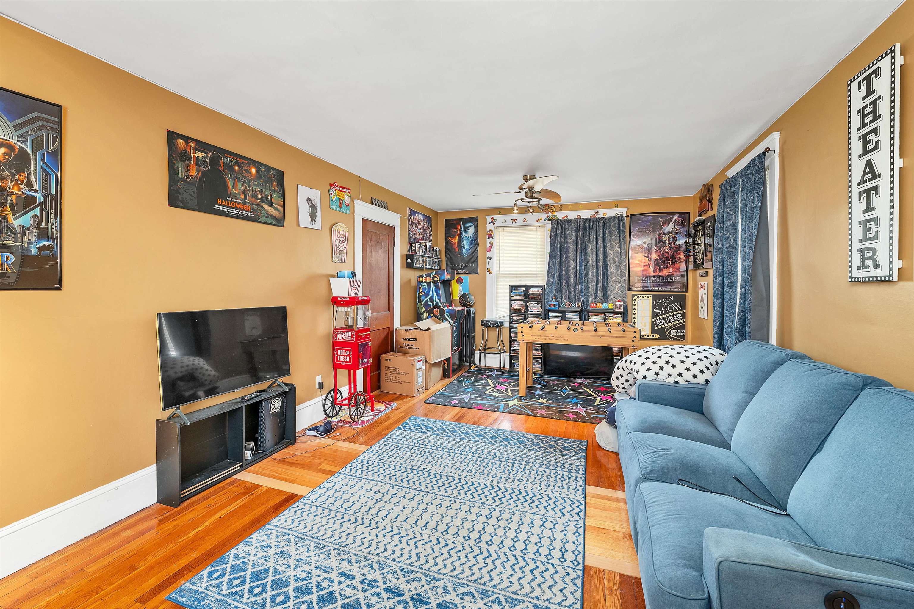 Manchester, New Hampshire 03102, United States, 3 Bedrooms Bedrooms, ,3 BathroomsBathrooms,Residential,Active,83626