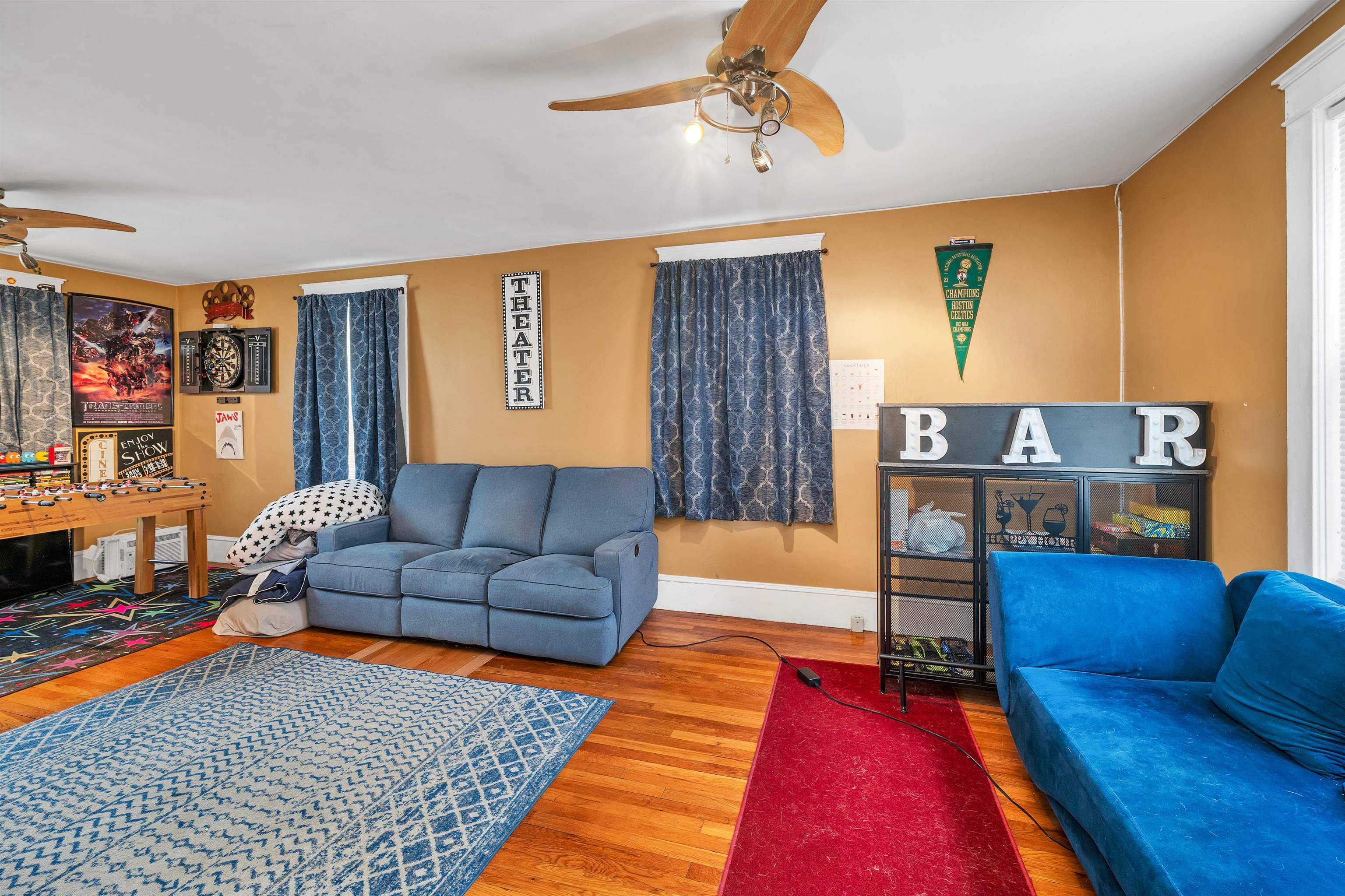 Manchester, New Hampshire 03102, United States, 3 Bedrooms Bedrooms, ,3 BathroomsBathrooms,Residential,Active,83626