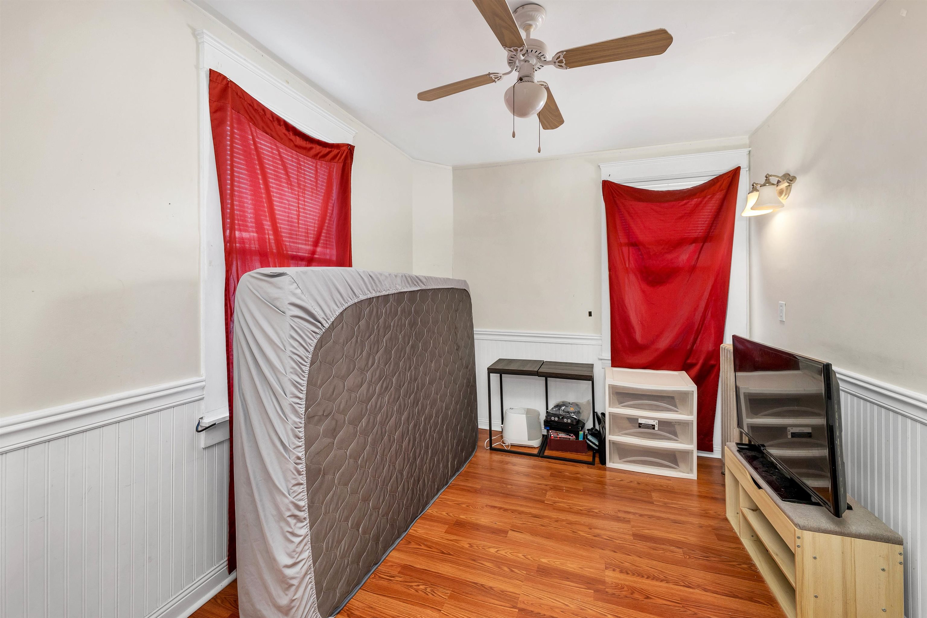 Manchester, New Hampshire 03102, United States, 3 Bedrooms Bedrooms, ,3 BathroomsBathrooms,Residential,Active,83626