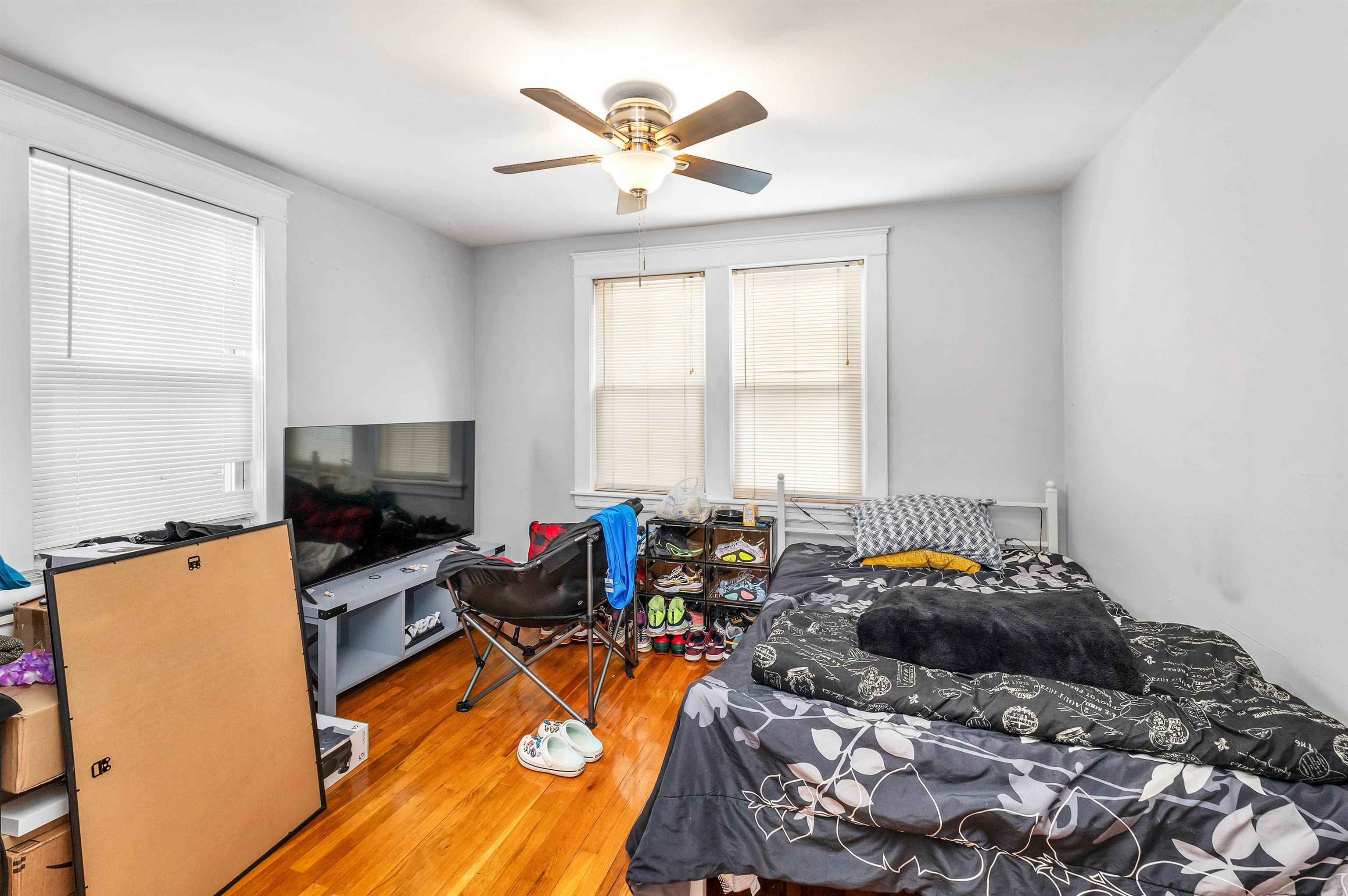 Manchester, New Hampshire 03102, United States, 3 Bedrooms Bedrooms, ,3 BathroomsBathrooms,Residential,Active,83626