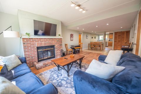 32B Snow Tree Lane Oaks B Dover VT 05356