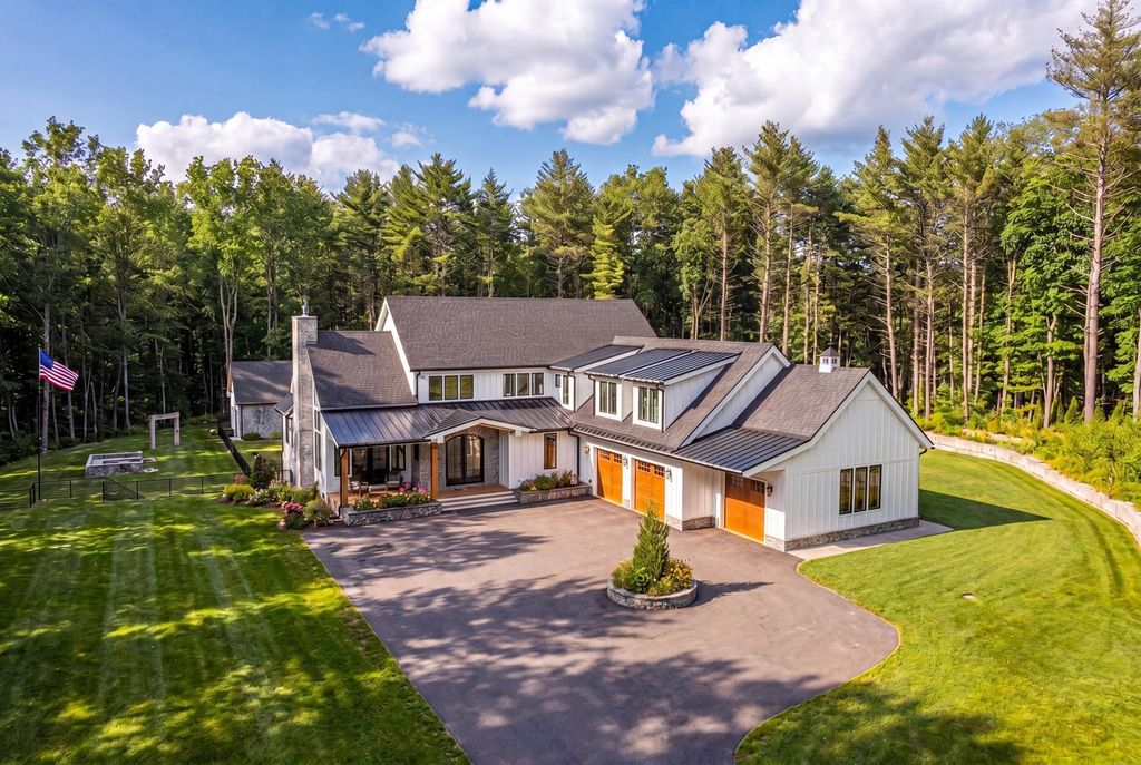 Photo of 113 LINDEN Street, Exeter, NH 03833 (MLS # 5073834)