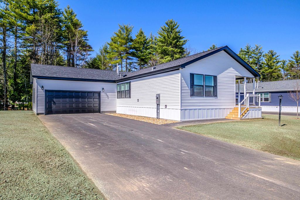 Photo of 73 Diamondback Drive, Rochester, NH 03868 (MLS # 5068483)