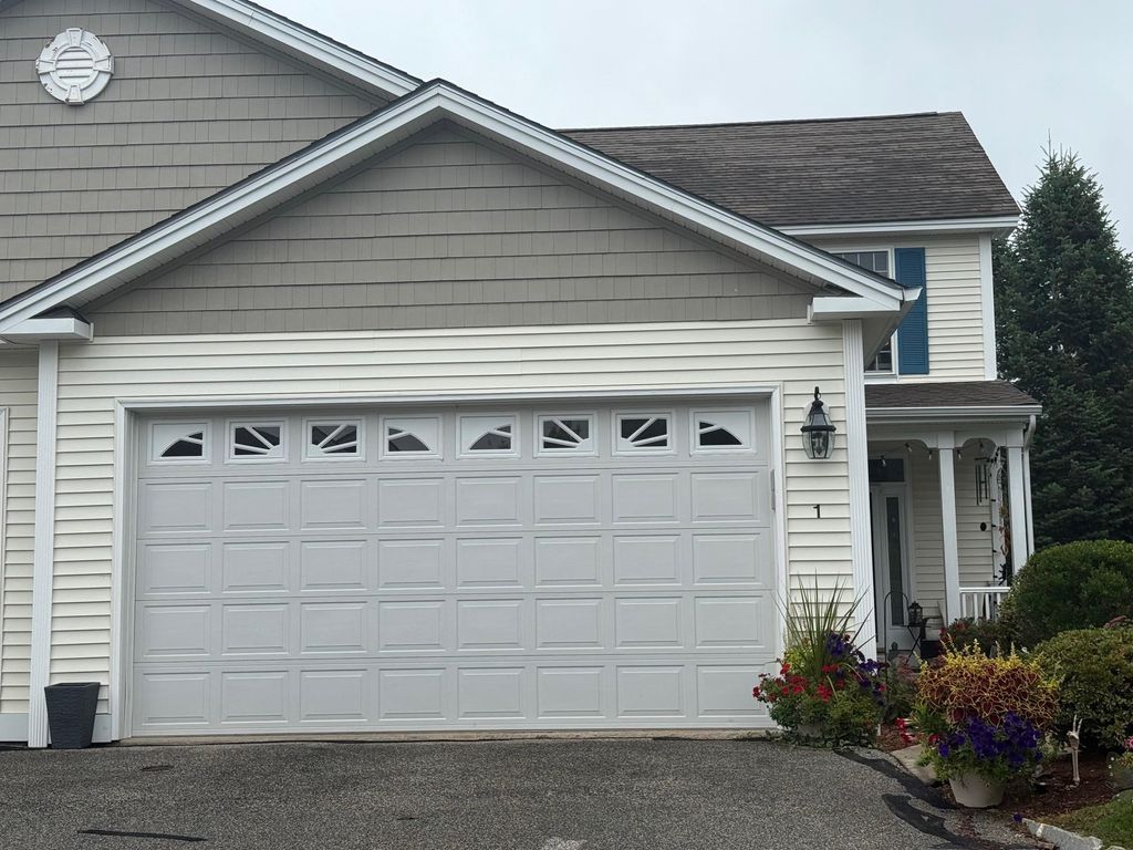 Photo of 34 Mammoth Road #1, Hooksett, NH 03106 (MLS # 5063419)