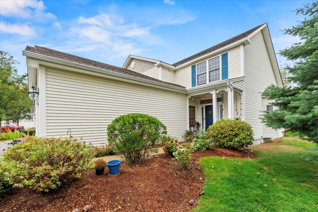 Photo of 34 Mammoth Road #1, Hooksett, NH 03106 (MLS # 5063419)