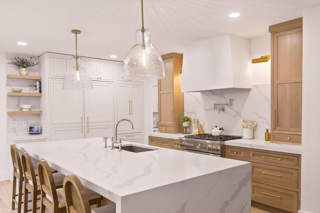 Photo of 9 Floral Street, Windham, NH 03087 (MLS # 5080001)