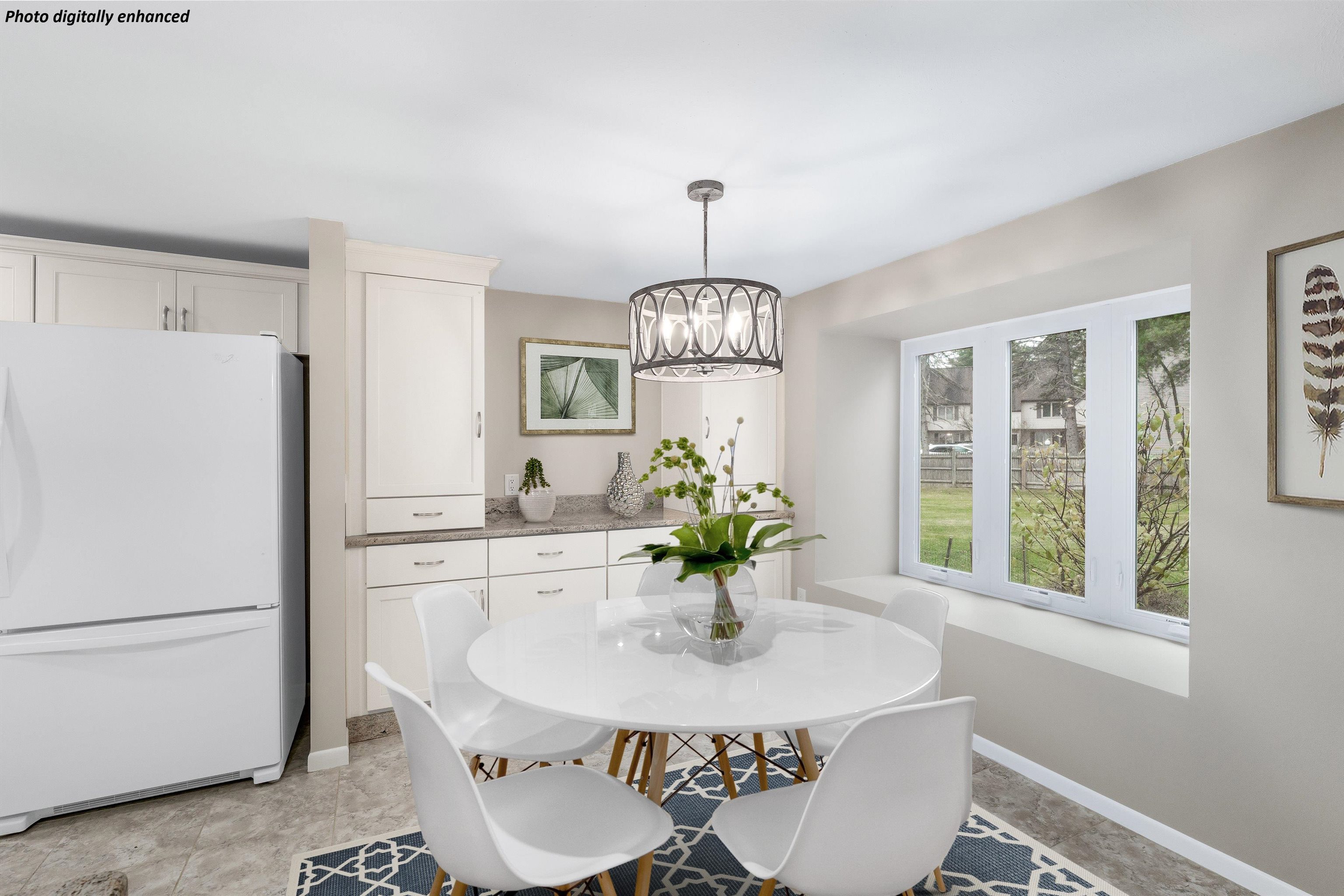 8 Highland Green Road