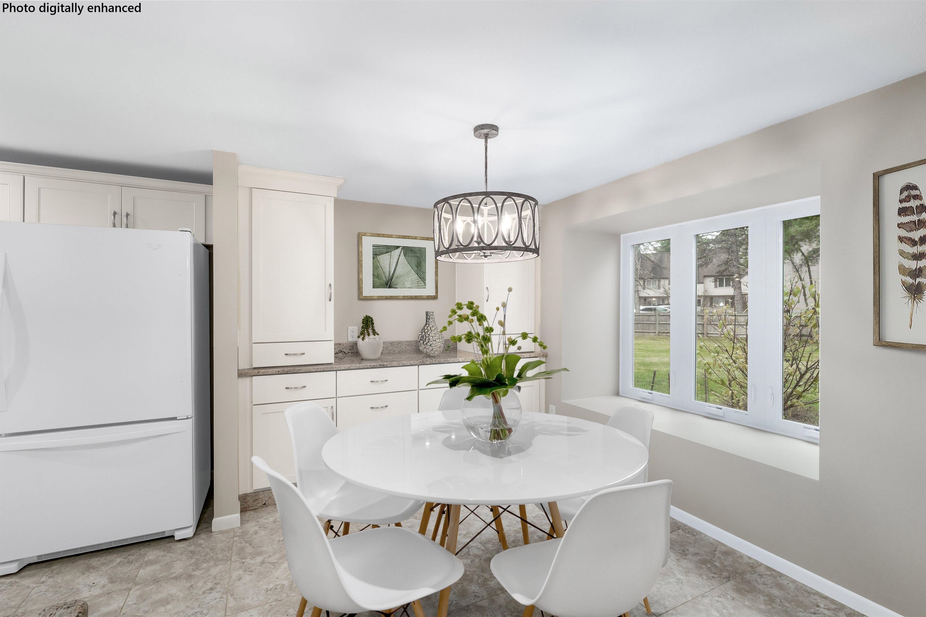 8 Highland Green Road