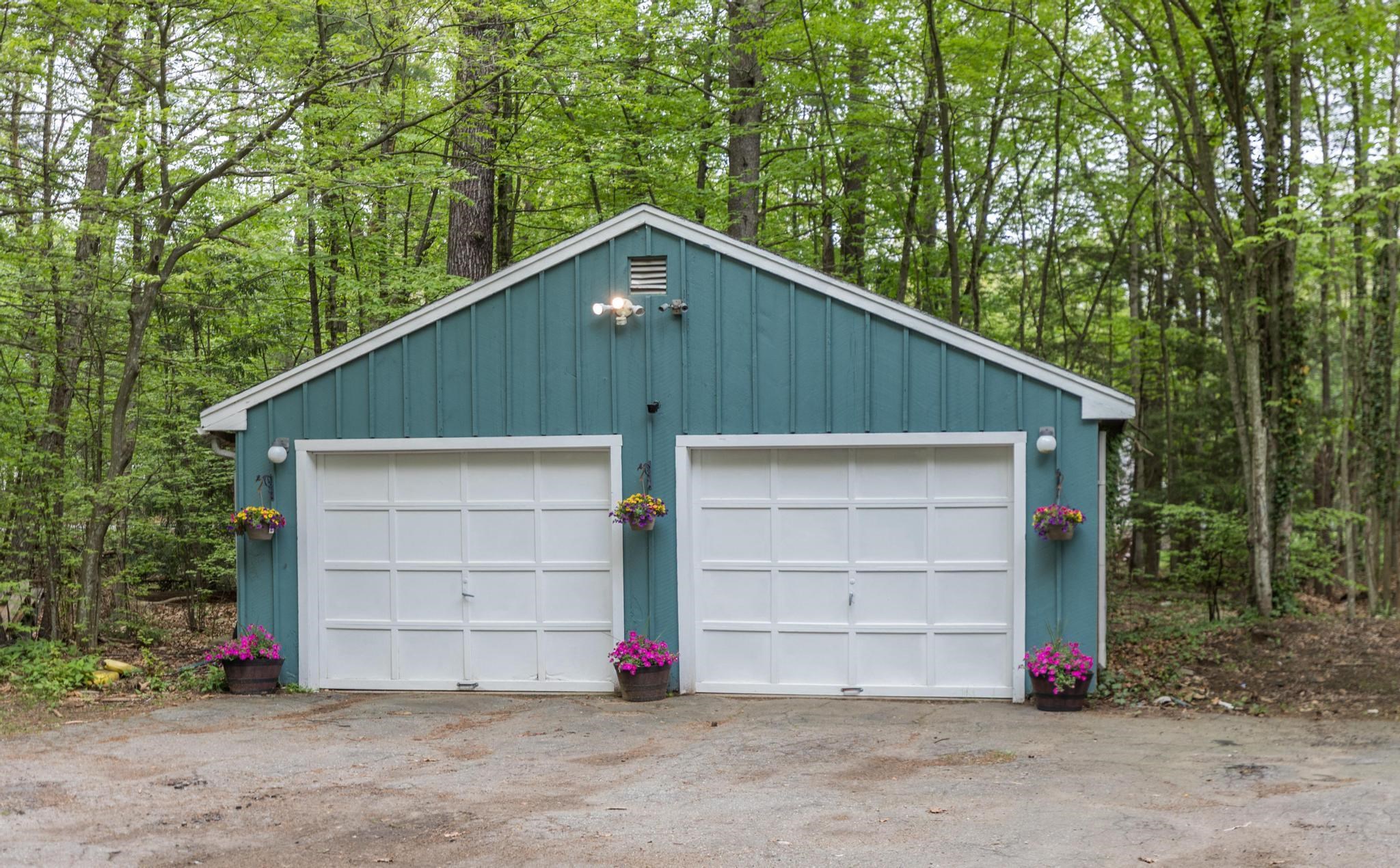 2 Birch Drive