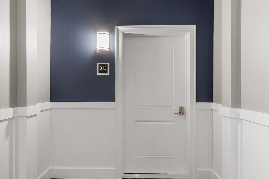 Photo of 10100 S Willow Street #313, Manchester, NH 03103 (MLS # 5076211)