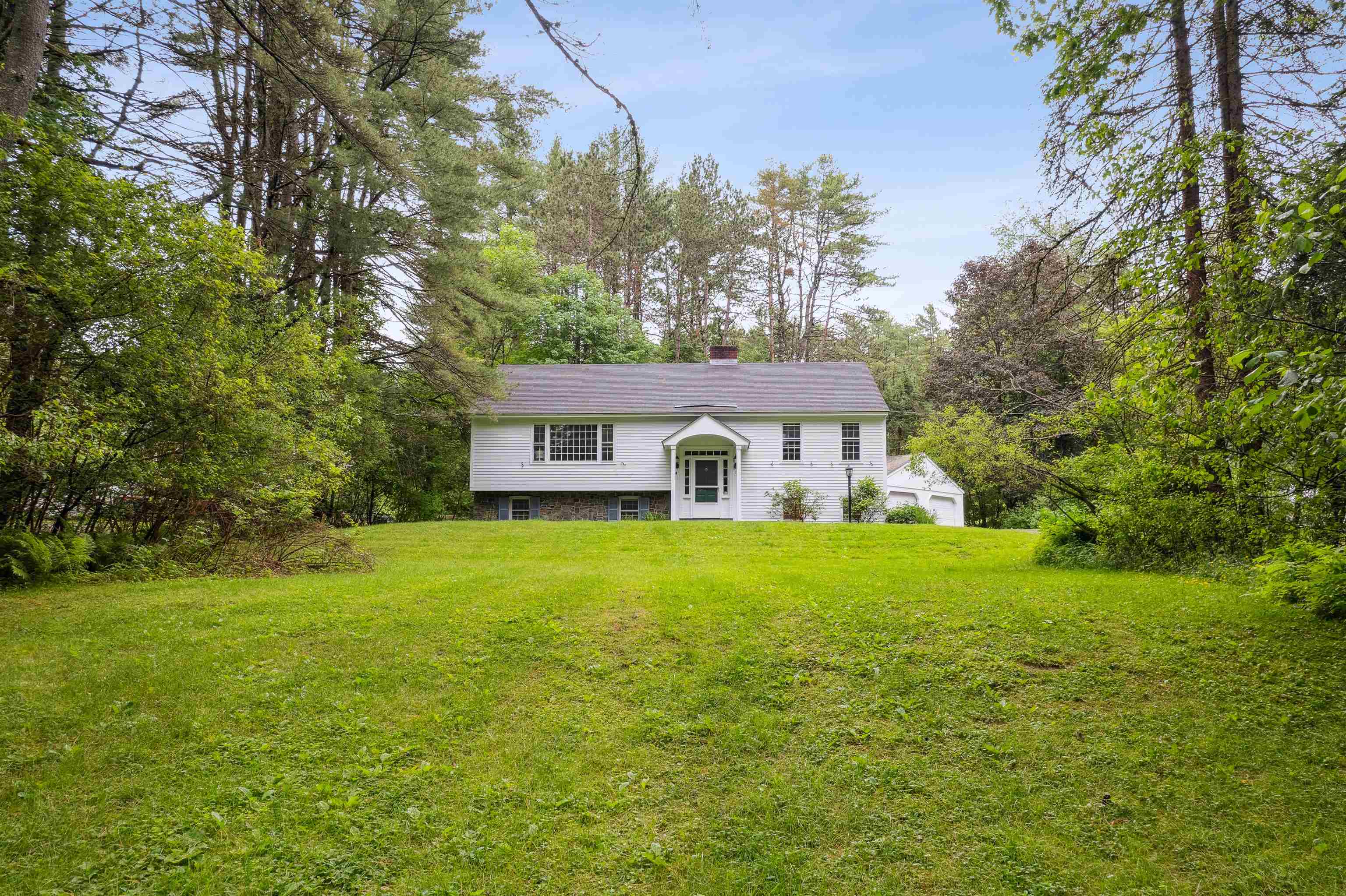 8 Willow Spring Lane