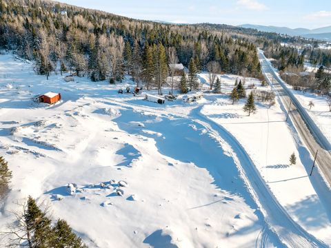 848 Diamond Pond Road Stewartstown NH 03597