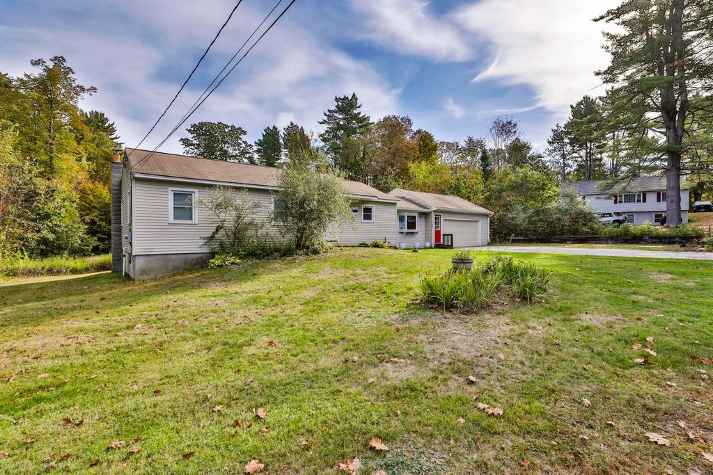 Photo of 550 Page Road, Bow, NH 03304 (MLS # 5064884)