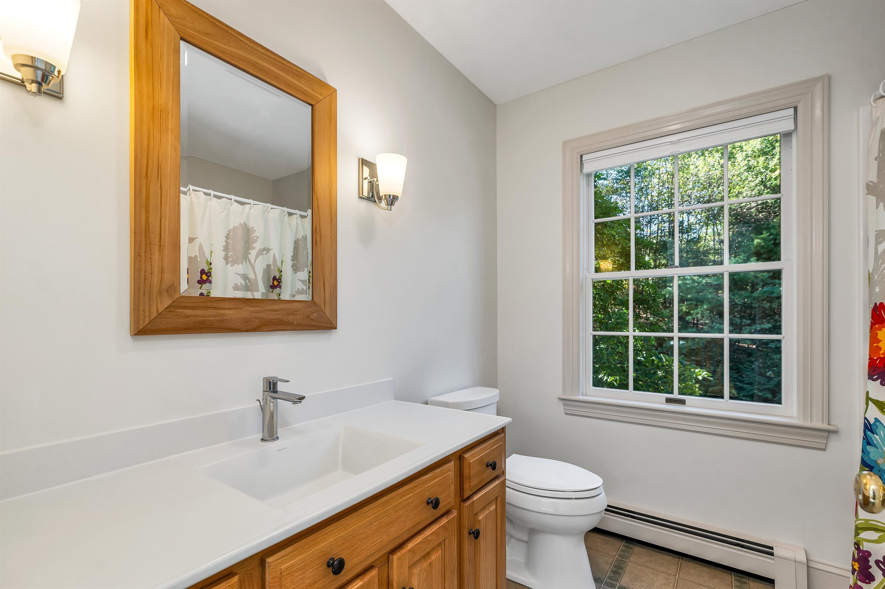 Gilford, New Hampshire 03249, United States, 3 Bedrooms Bedrooms, ,3 BathroomsBathrooms,Residential,Pending,207649