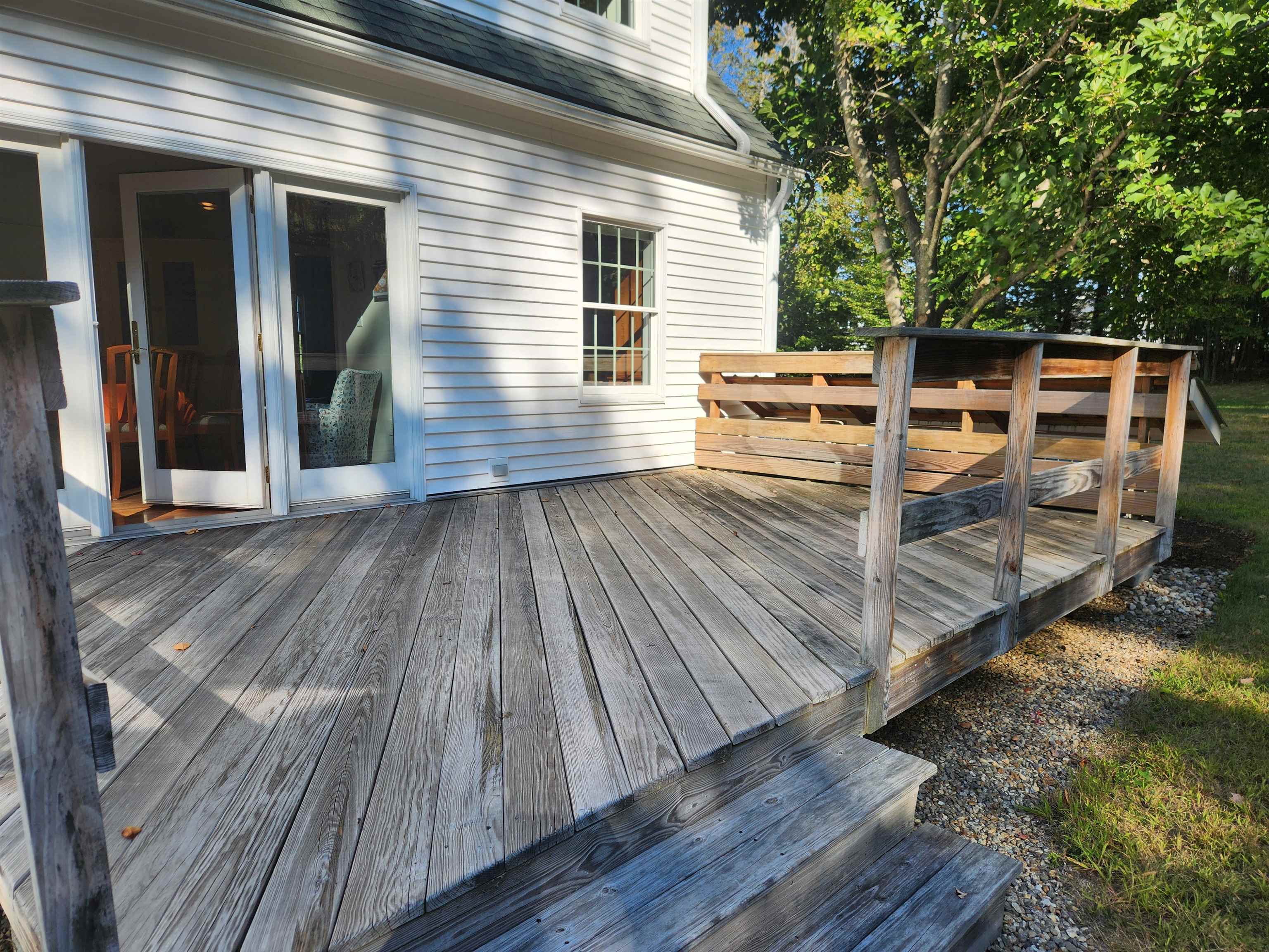 Gilford, New Hampshire 03249, United States, 3 Bedrooms Bedrooms, ,3 BathroomsBathrooms,Residential,Pending,207649