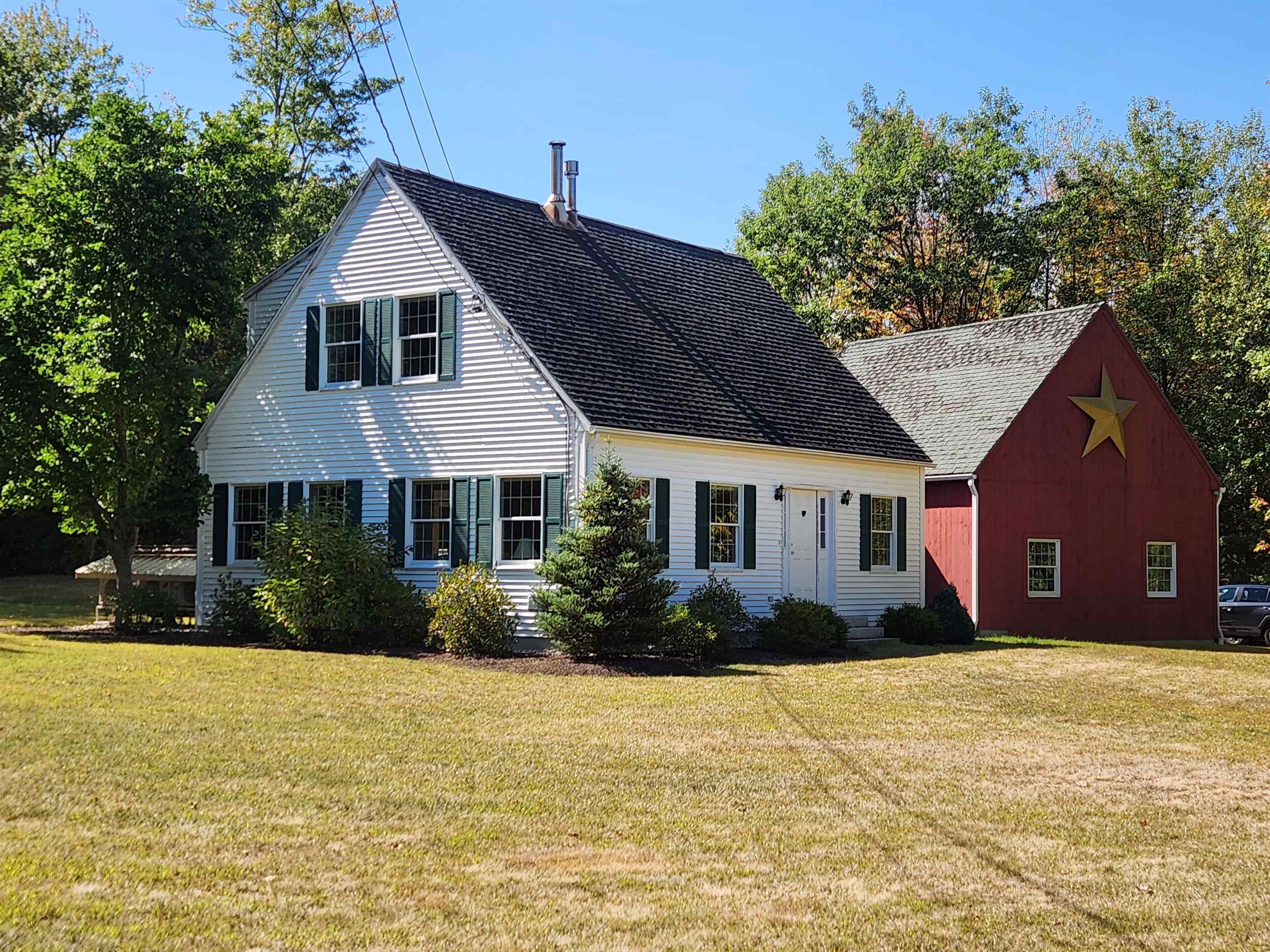 Gilford, New Hampshire 03249, United States, 3 Bedrooms Bedrooms, ,3 BathroomsBathrooms,Residential,Pending,207649