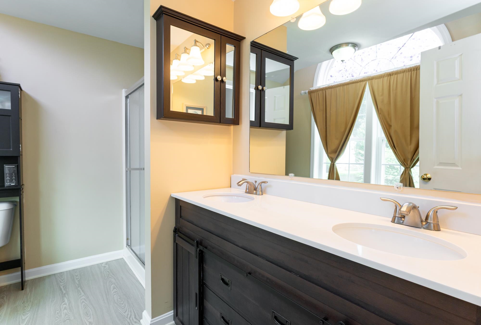 Merrimack, New Hampshire 03054, United States, 3 Bedrooms Bedrooms, ,3 BathroomsBathrooms,Residential,Active,196047