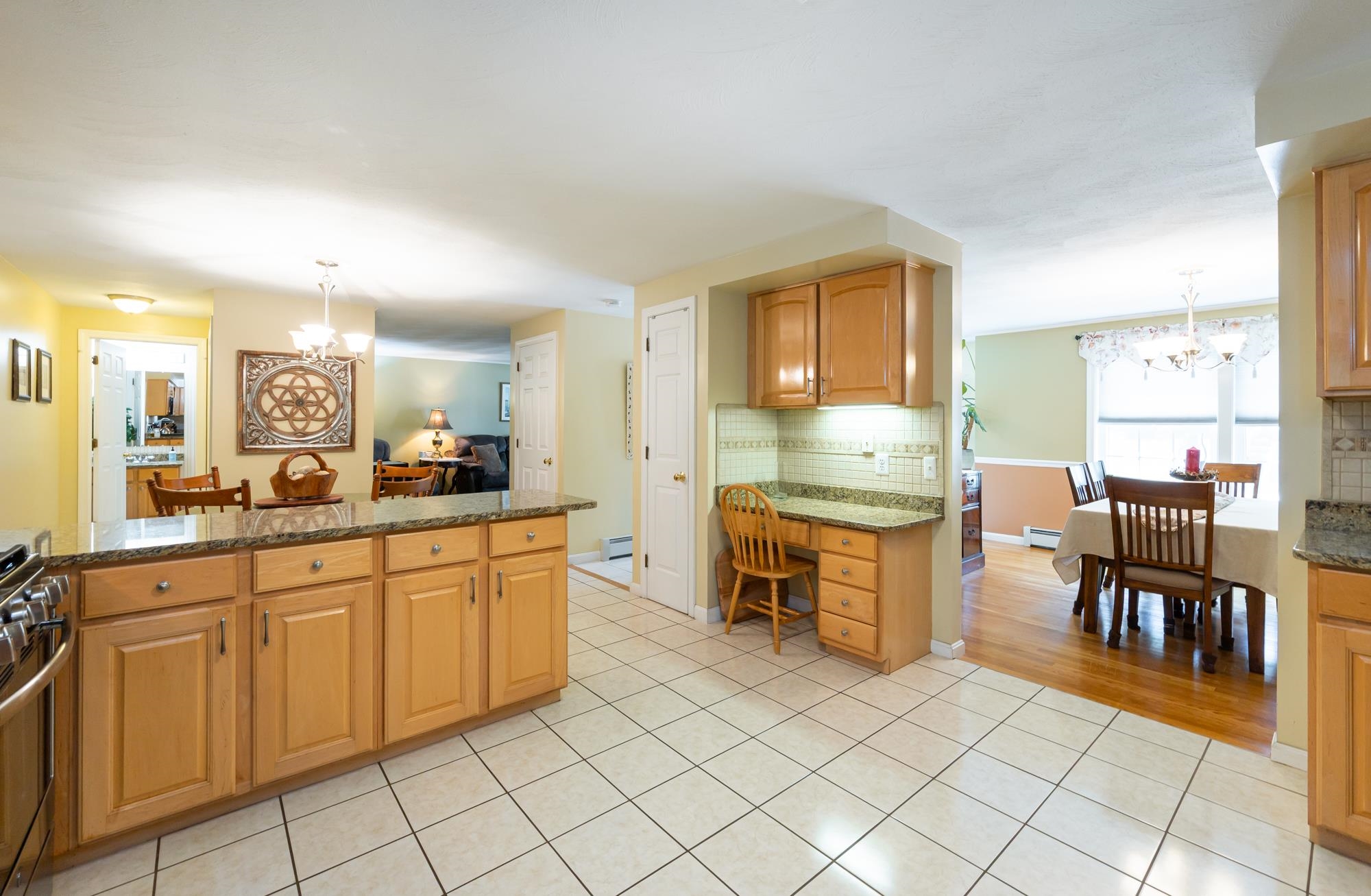 Merrimack, New Hampshire 03054, United States, 3 Bedrooms Bedrooms, ,3 BathroomsBathrooms,Residential,Active,196047