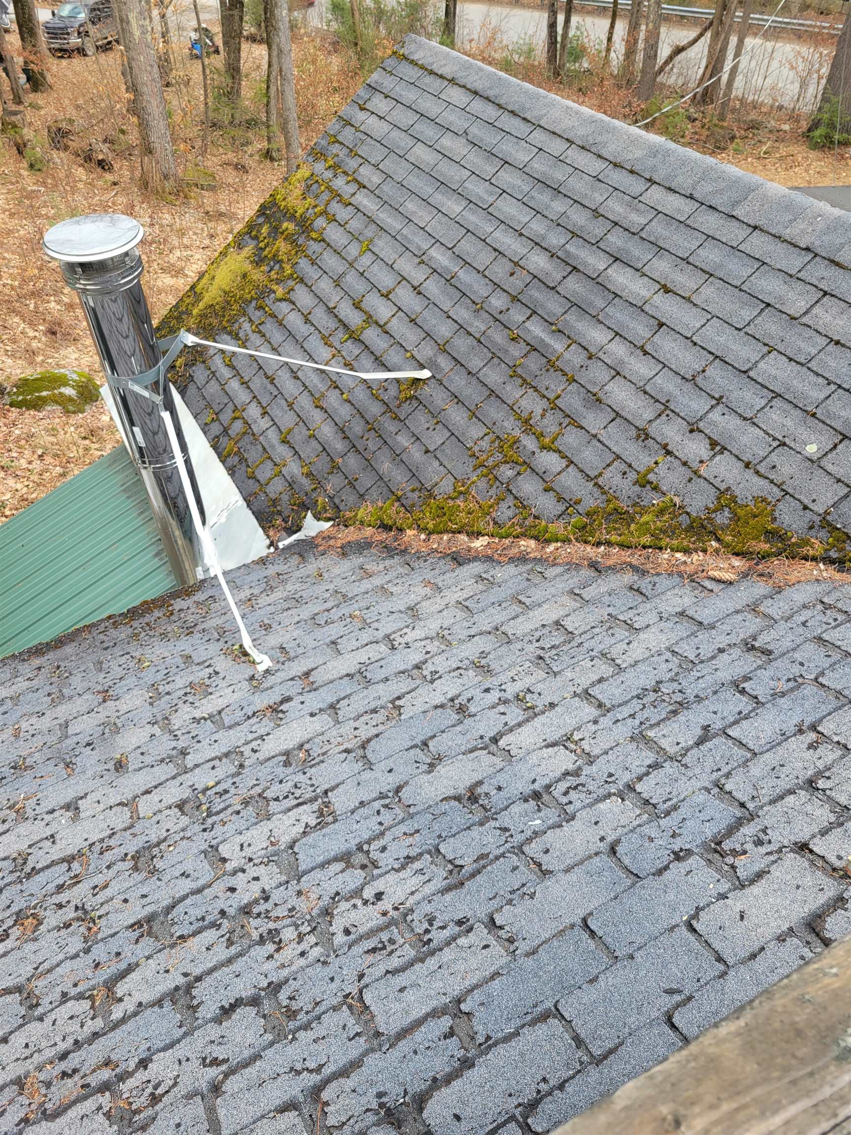 Weare, New Hampshire 03281, United States, 3 Bedrooms Bedrooms, ,1 BathroomBathrooms,Residential,Active,128273